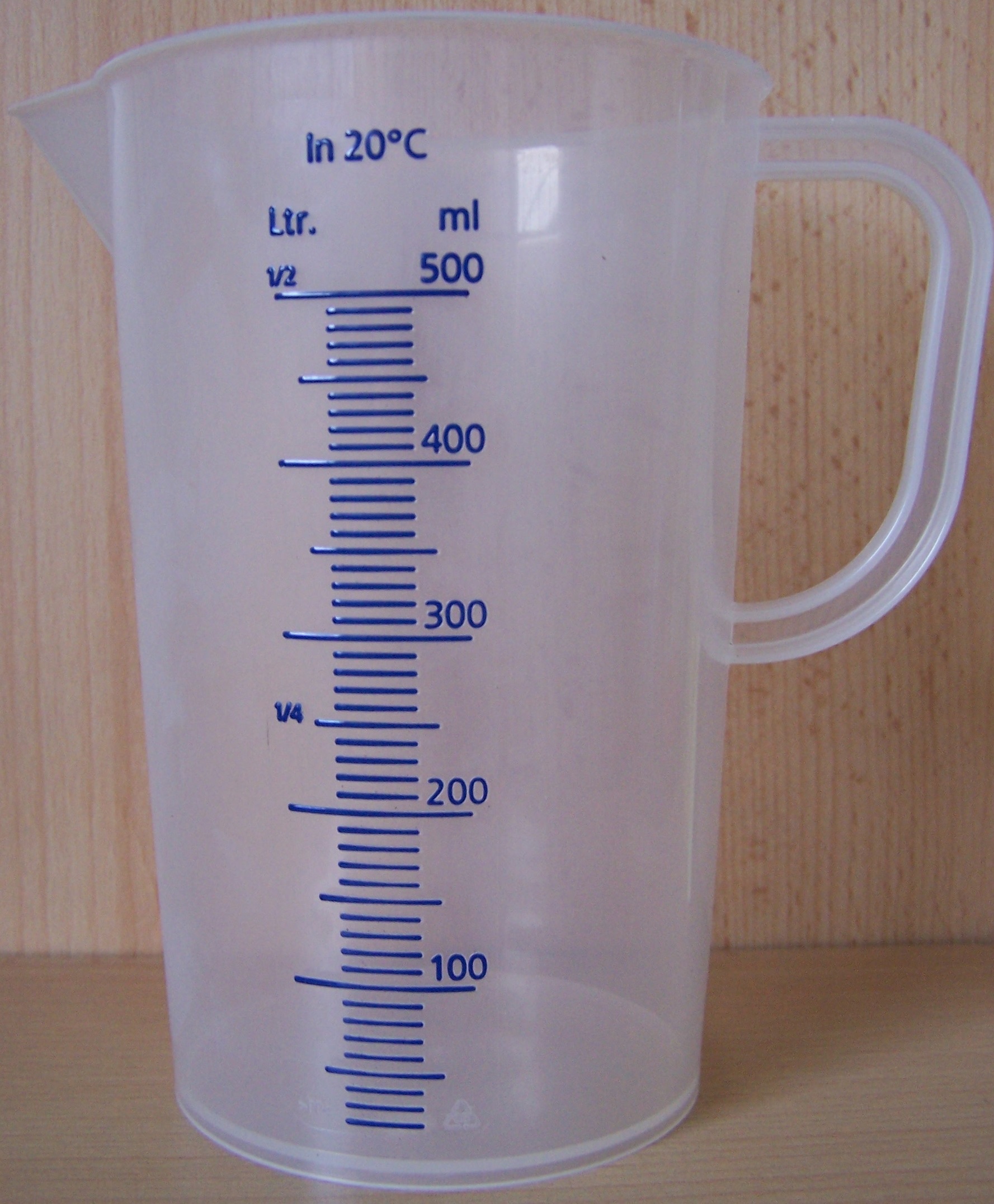 Mérőkancsó PP (hő-vegyszerálló) 500 ml