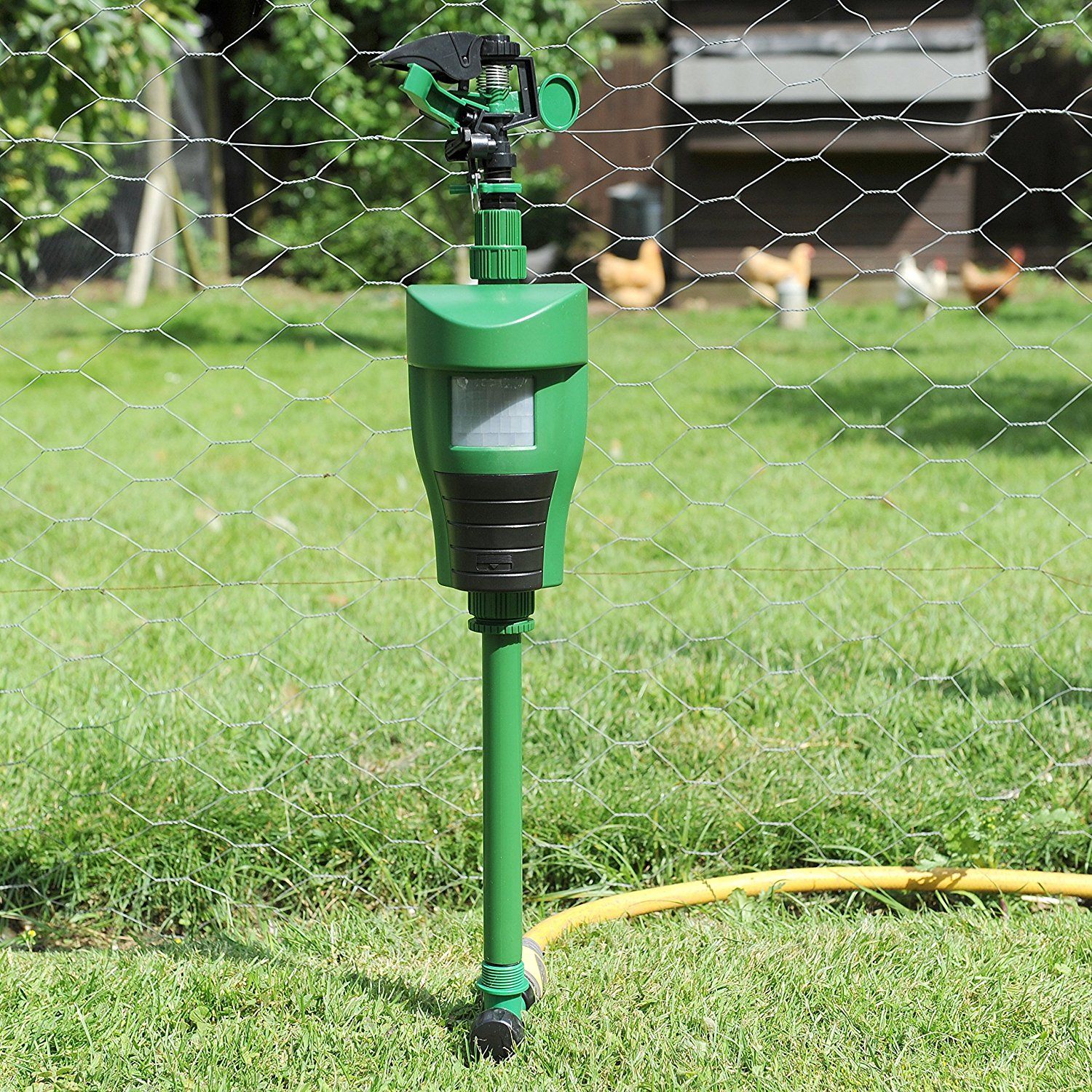 Motion-sensing garden pet sprayer Defenders