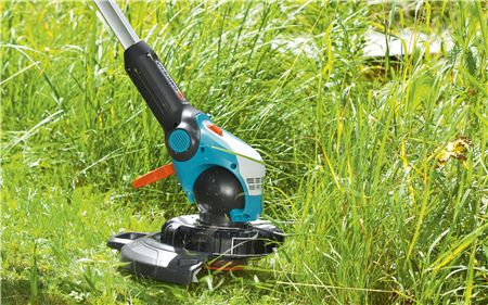 PowerCut 650/28 lawn trimmer